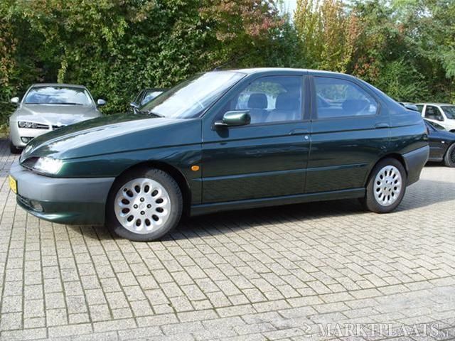 Alfa Romeo Alfa-146 1.6 Twin Spark 16V 2000 Groen