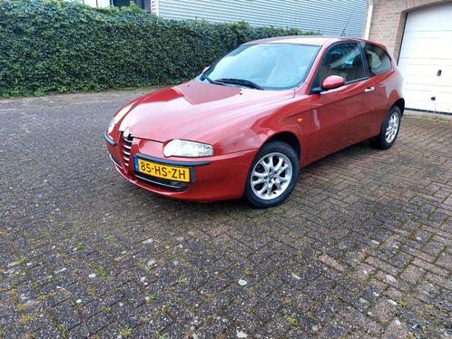 Alfa Romeo Alfa-147 1.6 T.spark 16V 77KW 3DR 2001 Rood