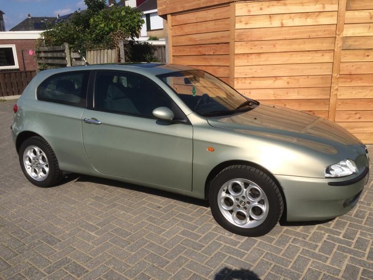 Alfa Romeo Alfa-147 1.6 T.spark 16V 77KW 3DR 2002 Grijs