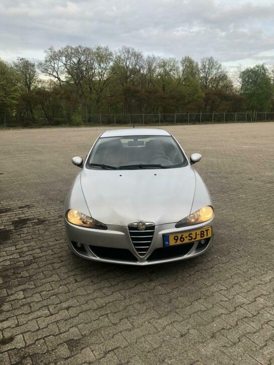 Alfa Romeo Alfa-147 1.6 T.spark 16V 77KW 5DR 2006 Grijs