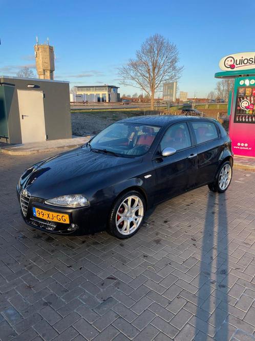 Alfa Romeo Alfa-147 1.6 T.spark 16V 77KW 5DR 2007 Zwart