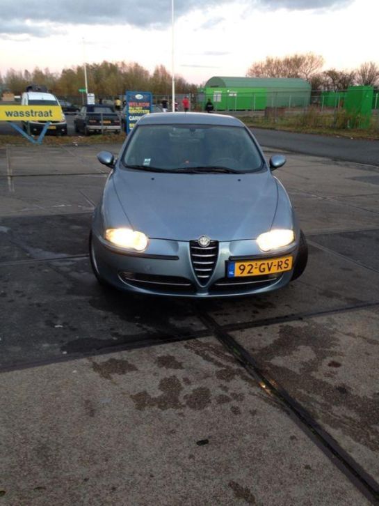 Alfa Romeo Alfa-147 1.6 T.spark met NIEUWE APK