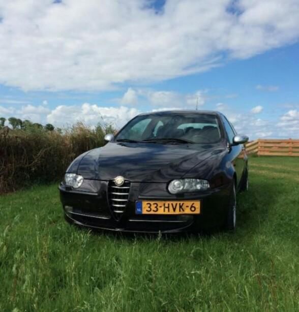 Alfa Romeo Alfa-147 2.0 T.spark 16V Selespeed 3DR 2001 Grijs
