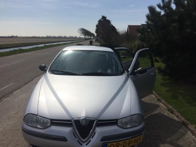 Alfa Romeo Alfa-156 1.6 Twin Spark 1999 Grijs