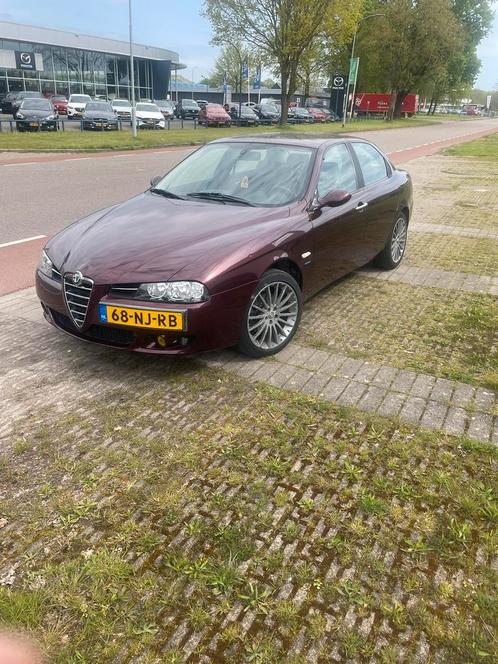 Alfa Romeo Alfa-156 1.6 Twin Spark 2003 Rood