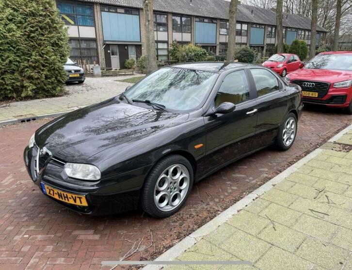 Alfa Romeo Alfa-156 2.0 JTS 2004 Zwart