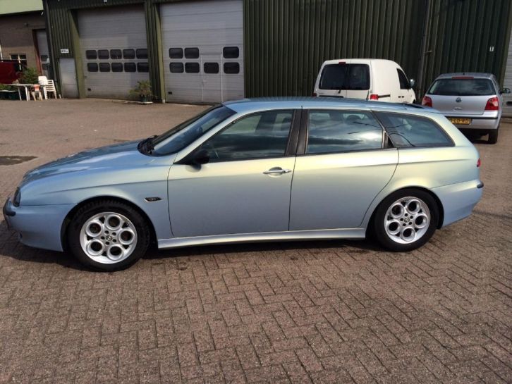 Alfa Romeo Alfa-156 2.0 Selespeed Sportwagon 2000 Blauw