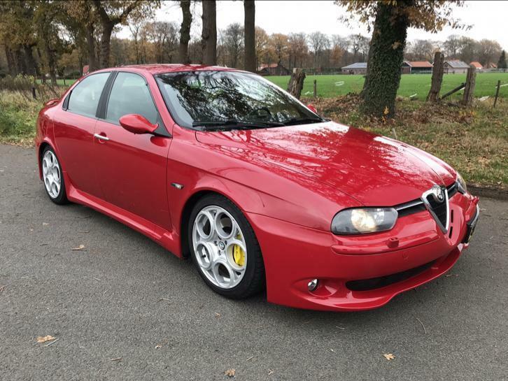 Alfa Romeo Alfa-156 3.2 V6 GTA 2003 Rood