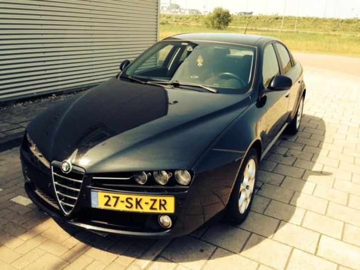 Alfa Romeo Alfa-159 1.9 Jtdm 16V 2006 Zwart