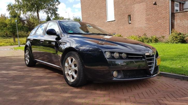 Alfa Romeo Alfa-159 1.9 Jtdm 16V SW 2006 Zwart 170 PK