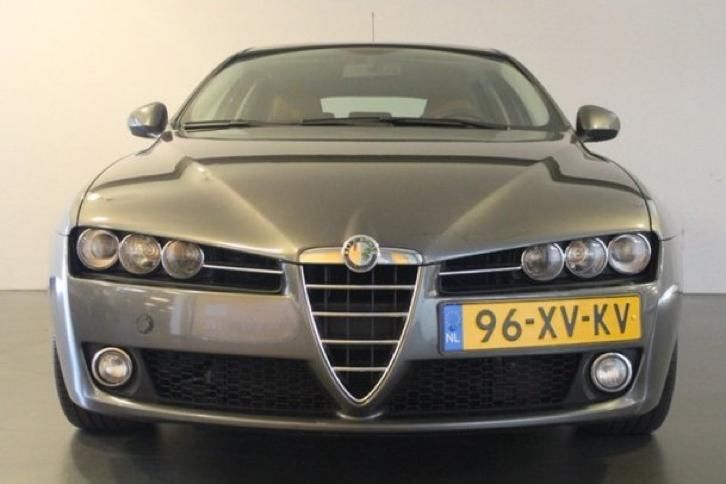 Alfa Romeo Alfa-159 1.9 Jtdm 16V SW 2007 Grijs