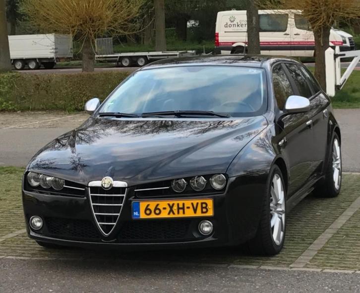 Alfa Romeo Alfa-159 1.9 Jtdm 16V SW 2007 Zwart