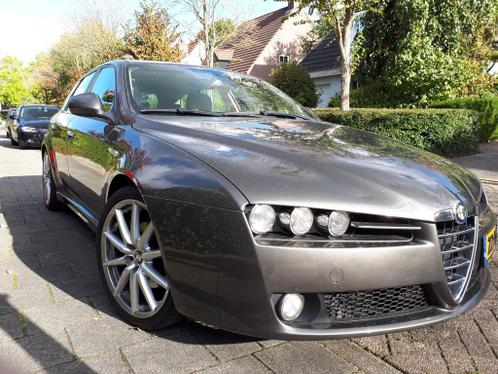 Alfa Romeo Alfa-159 1.9 Jtdm 16V SW Q-tronic 2007 grijsbruin