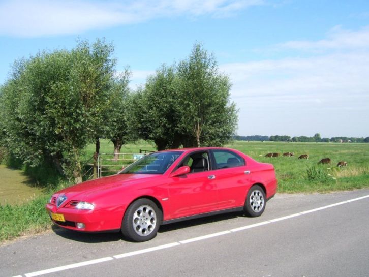 Alfa Romeo Alfa-166 3.0 V6 1999 Rood