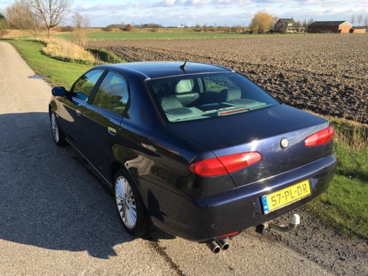 Alfa Romeo Alfa-166 3.2 V6 2004 Blauw