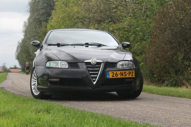 Alfa Romeo Alfa-GT 1.9 JTD Multijet 2004 Zwart