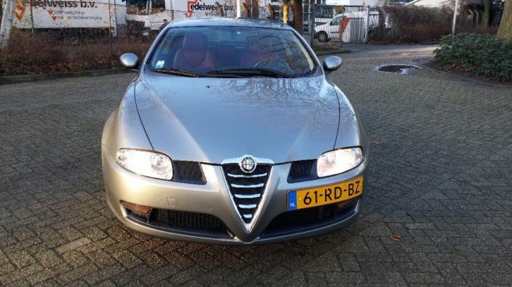 Alfa Romeo Alfa-GT 2.0 JTS 2005 Grijs