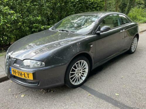 Alfa Romeo Alfa-GT 2.0 JTS 2006 Grijs