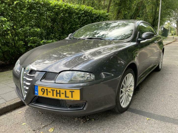 Alfa Romeo Alfa-GT 2.0 JTS 2006 Grijs