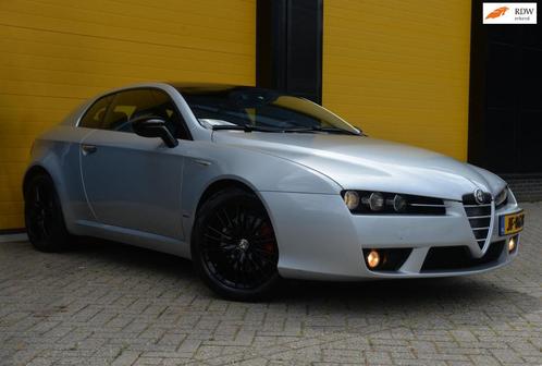 Alfa Romeo Brera 2.2 JTS SkyWindow  ZEER NETJES  Leder  E