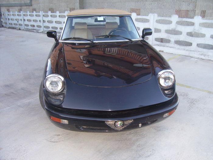 Alfa Romeo Duetto Spider - 1990