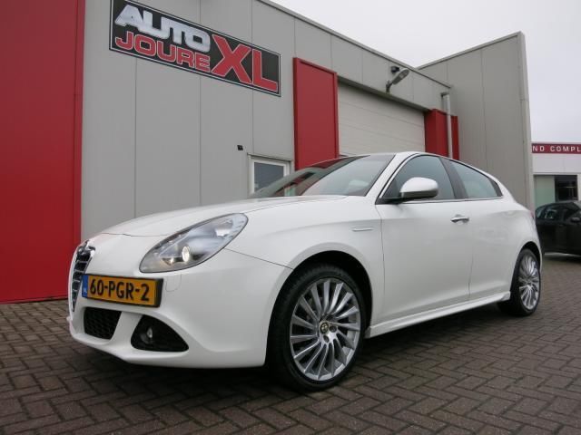 Alfa Romeo Giulietta 1.4 T 170 pk Distinctive  Pack Sport 