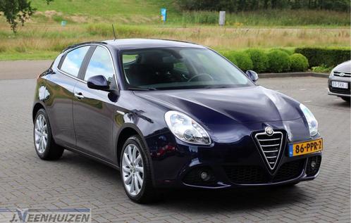 Alfa Romeo Giulietta 1.4 T Distinctive  2011  Airco  Keur