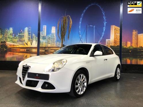 Alfa Romeo Giulietta 1.4 T LED PDC STOELVERW ClimateAPK