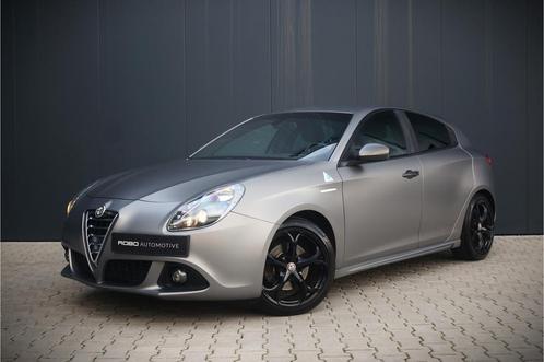 Alfa Romeo Giulietta 1.4 T Sprint  Matt Grijs  Alcantara 