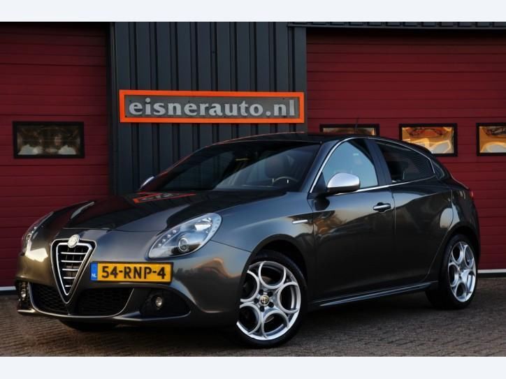 Alfa Romeo Giulietta 1.4 Turbo 170 PK Distinctive Leder Na