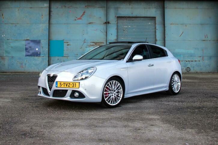 Alfa Romeo Giulietta 1.4 Turbo 170 pk Exclusive Nieuwstaat