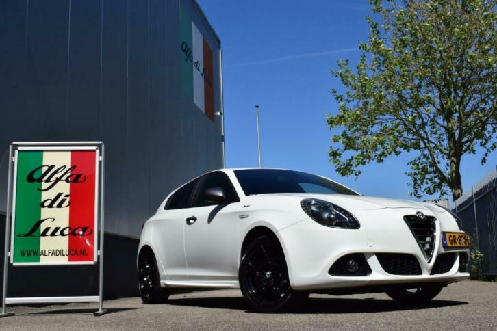 Alfa Romeo Giulietta 1.4 Turbo 170 PK TCT 2015 NAP SPORT 