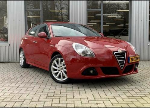 Alfa Romeo Giulietta 1.4 Turbo Multi AIR TCT 2012 Rood