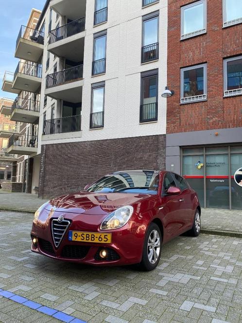 Alfa Romeo Giulietta 1.4 Turbo Multi AIR TCT 2013 Rood