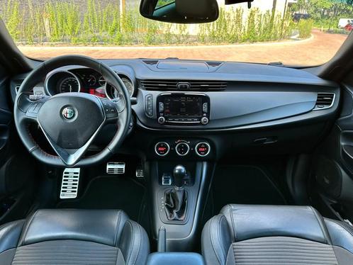 Alfa Romeo Giulietta 1.4 Turbo Multi Air TCT 2015 Zwart
