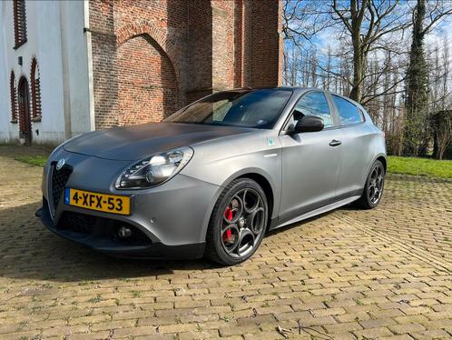 Alfa Romeo Giulietta 1.750 TBI 2014 Grijs