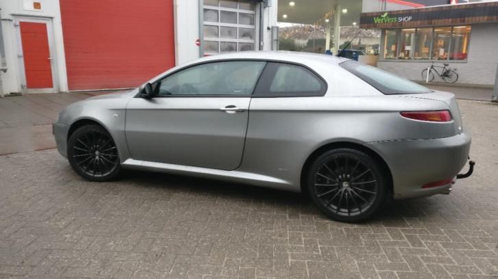 Alfa Romeo GT 2.0 JTS Collezione Nieuwe APK  winterbanden