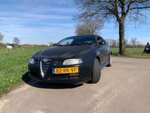 Alfa Romeo GT 2.0 JTS Disegno Bertone