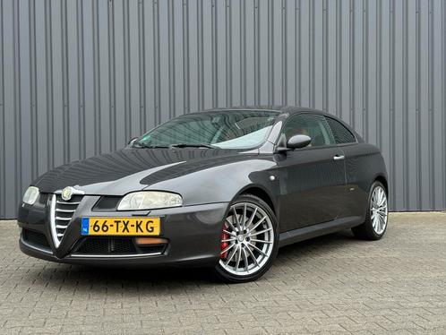 Alfa Romeo GT 3.2 V6 Distinctive  18  NweApk  Ragazzon 