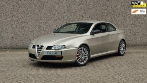 Alfa Romeo GT 3.2 V6 Distinctive 24V