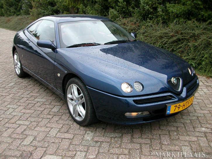 Alfa Romeo GTV 2.0 Twin Spark 16V 2002 Blauw