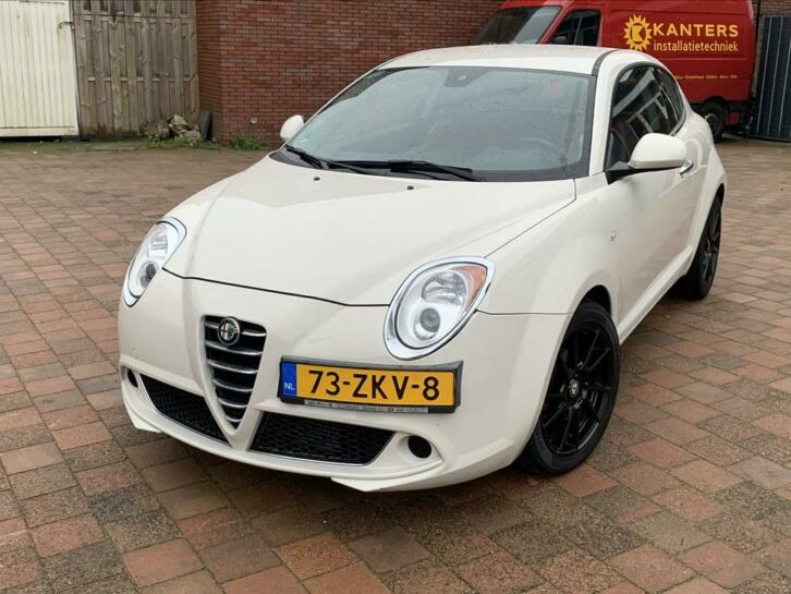 Alfa Romeo Mito 0.9 Turbo Twin AIR 2012 Wit nieuwe velgen