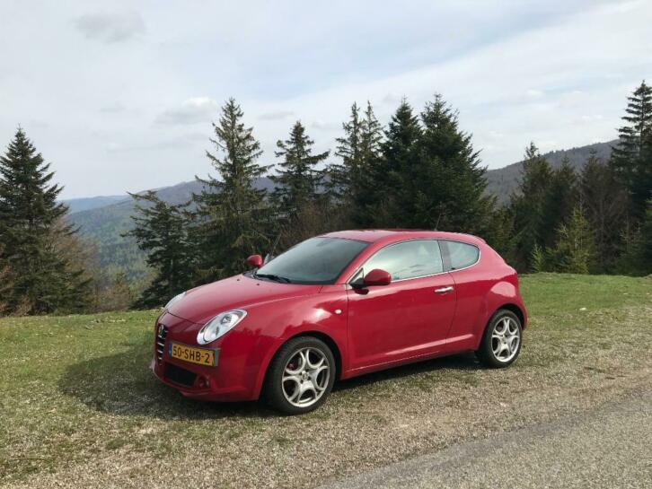 Alfa Romeo MiTo 1.3 D 62KW 2011 Rood