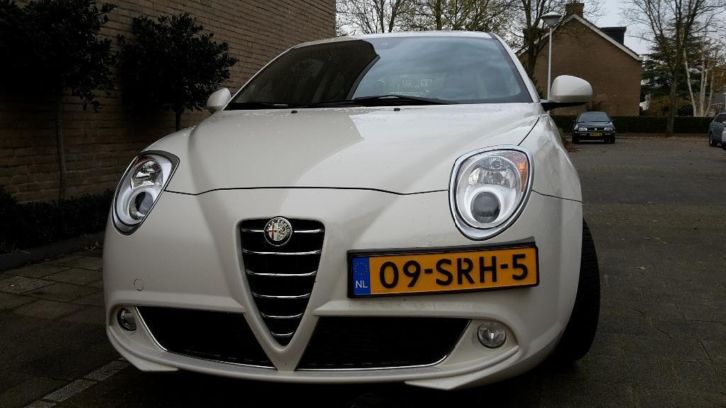 Alfa Romeo Mito 1.3 D 62KW 2011 Wit