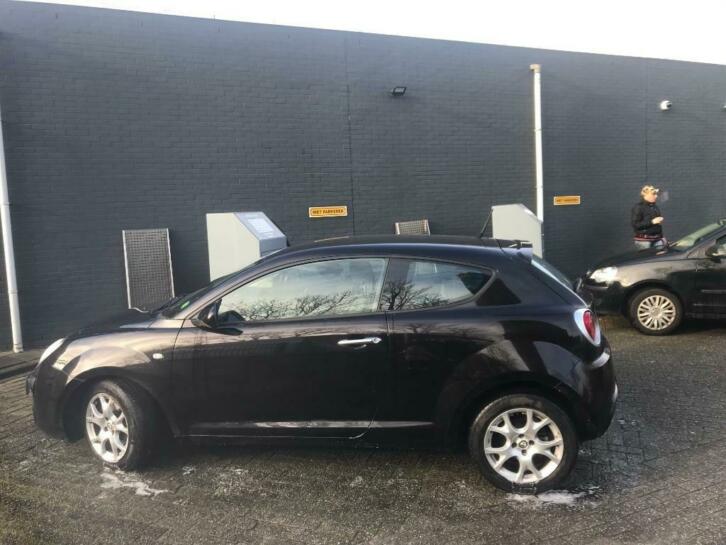 Alfa Romeo Mito 1.3 D 62KW 2011 Zwart