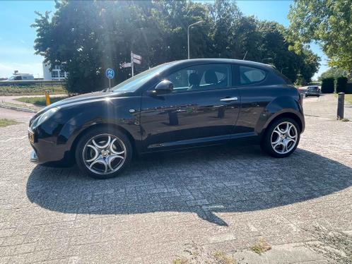 Alfa Romeo Mito 1.3 D 62KW 2011 Zwart nap Apk koppeling defe