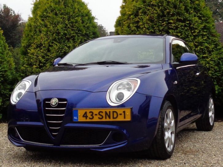 ALFA ROMEO MiTo 1.3 JTD 3-DRS DISTINCTIVE  NAVI  AIRCO ECC