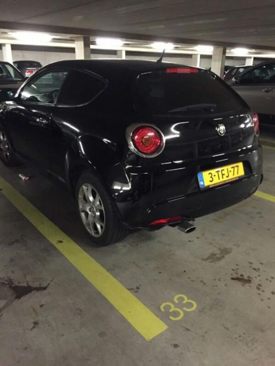 Alfa Romeo Mito 1.3 Jtdm 66KW 2009 Zwart