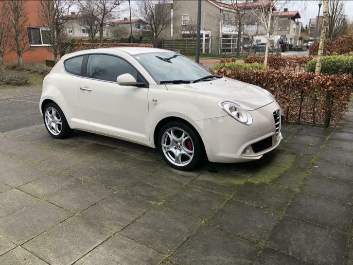 Alfa Romeo Mito 1.3 JTDm ECO Distinctive Leder sport