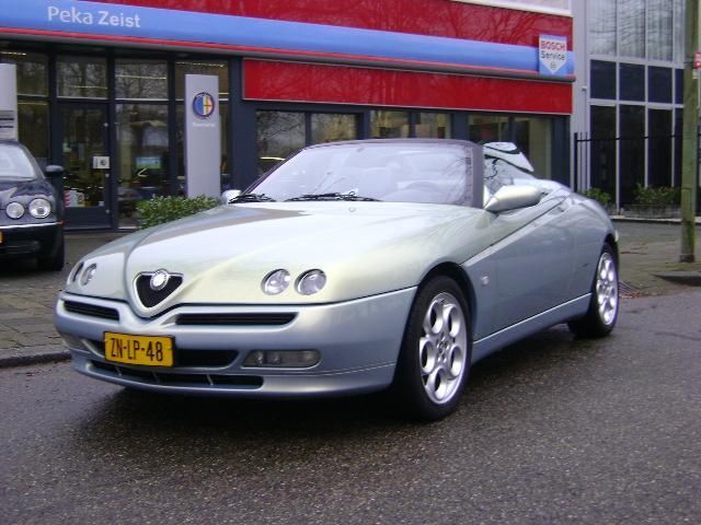 Alfa Romeo Spider 2.0-16V T.Spark L